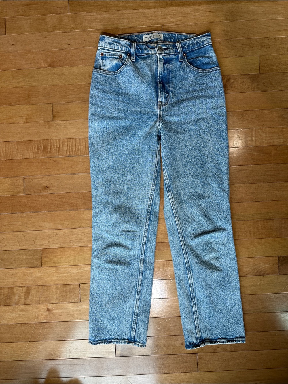 Abercrombie & Fitch Curve Love 90s Straight Ultra High Rise Jeans